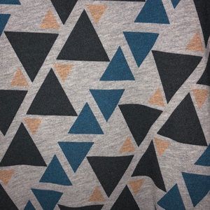 LuLaRoe Tops - Lularoe 2XL Perfect Tee LuLaRoe Tops - Lularoe 2XL Perfect Tee